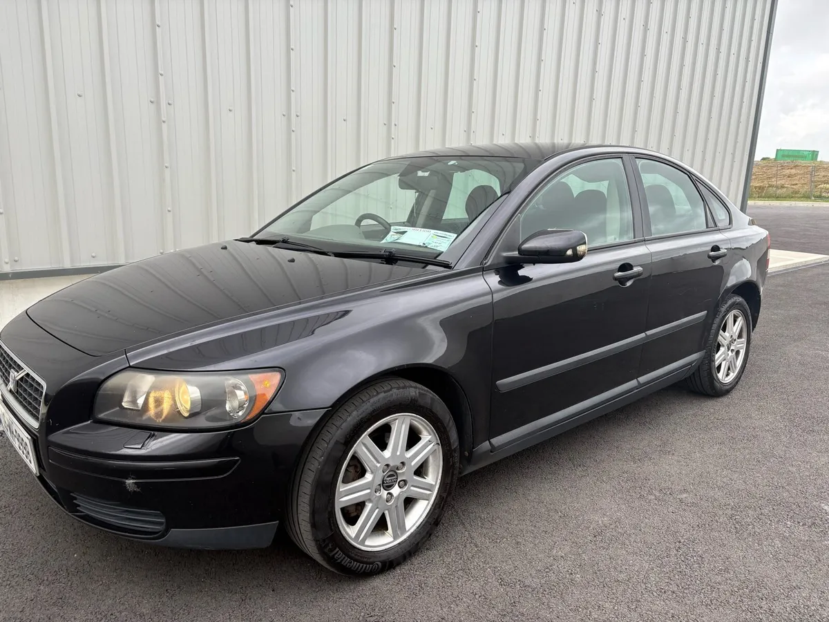 Volvo s40 NCT & TAX - Image 3