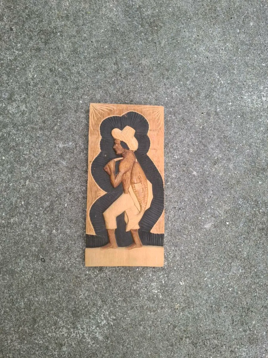 By post only wood frame