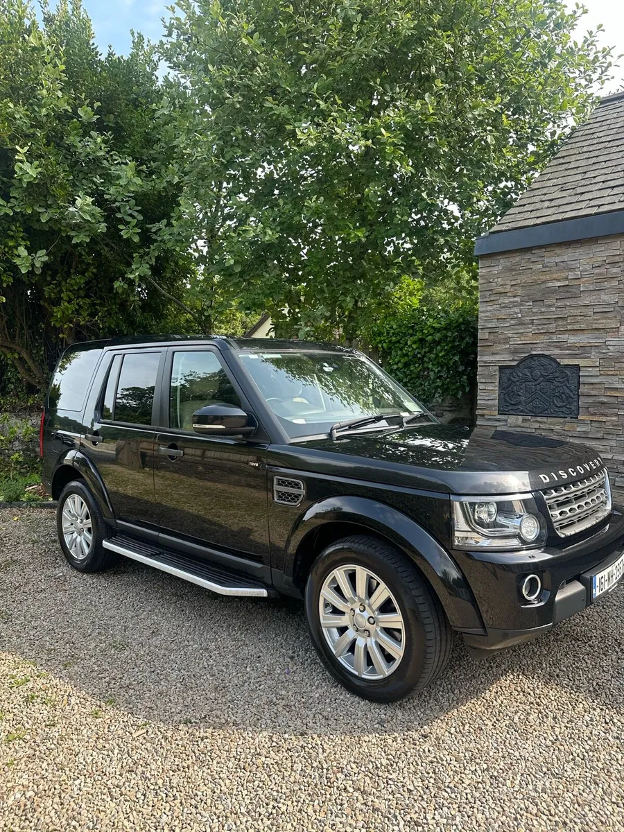 Land Rover Discovery - Image 1