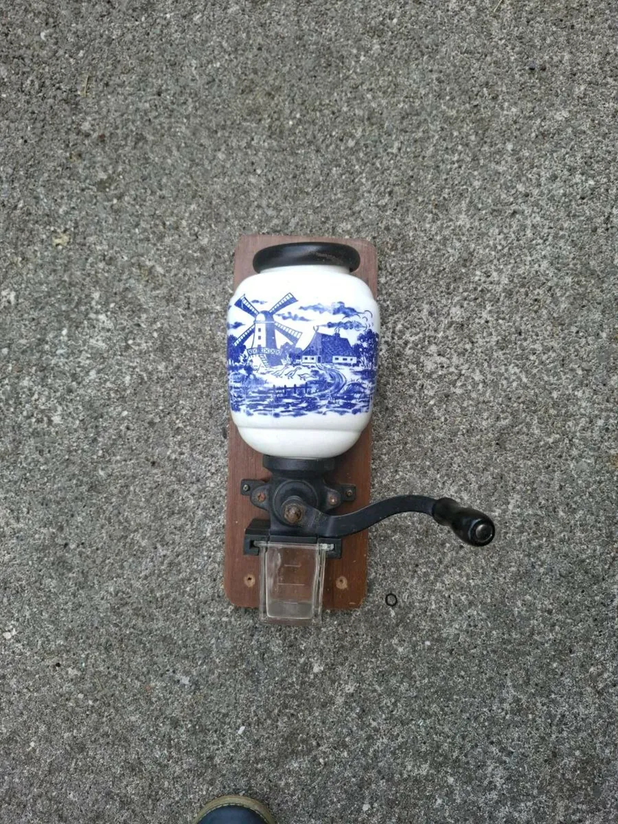 By post wall coffee grinder