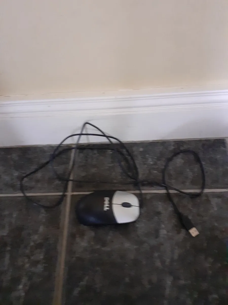 Laptop - Image 2