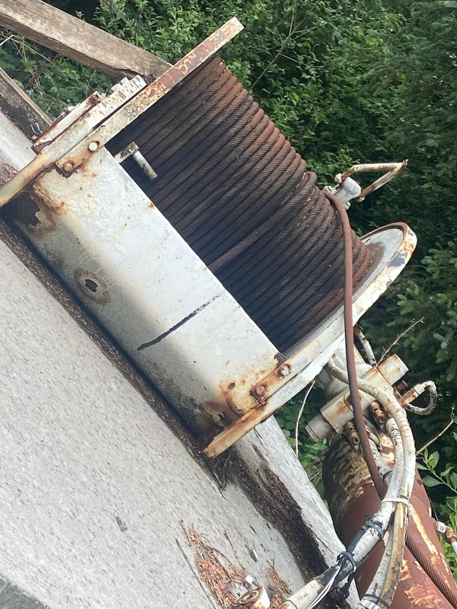 Crane winch - Image 1