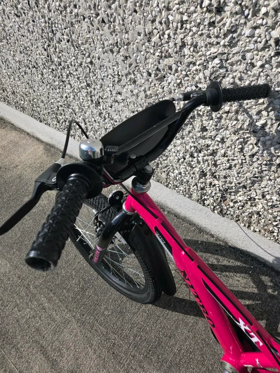 A pink bike brand new perfect condition - Image 4