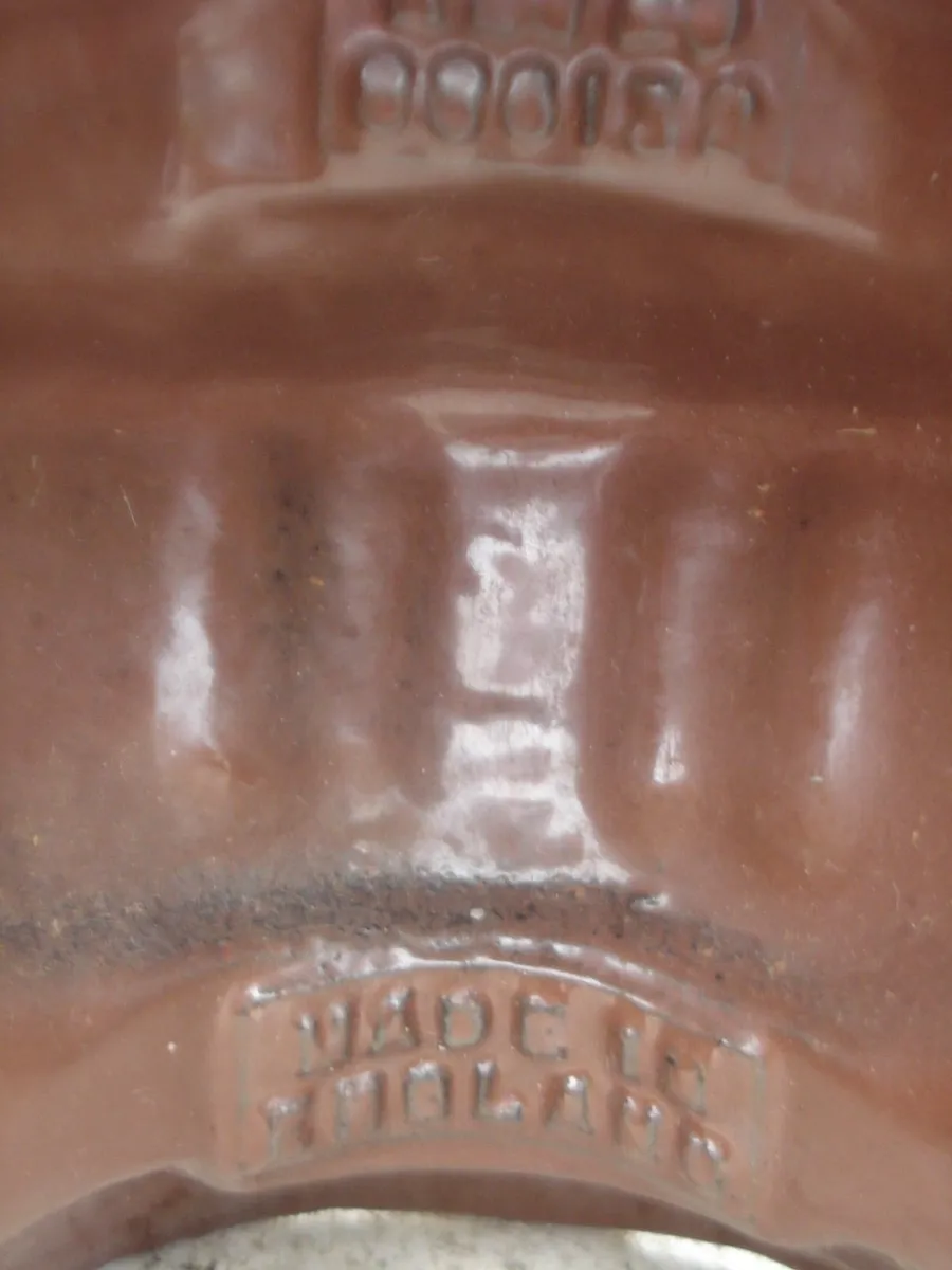 NESTOR VINTAGE 1930s CAST IRON COMPANION SETS. - Image 4