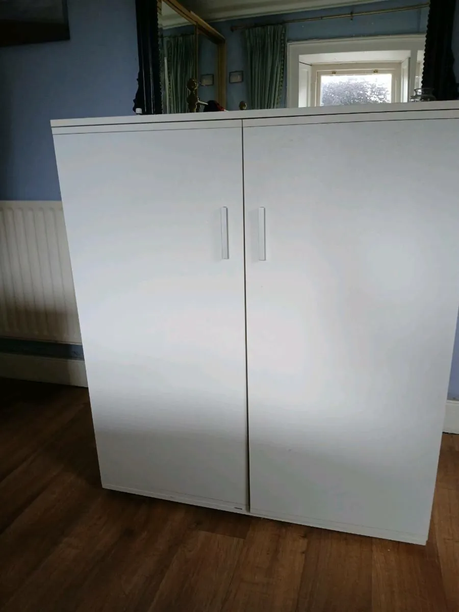 Shoe storage - Image 2