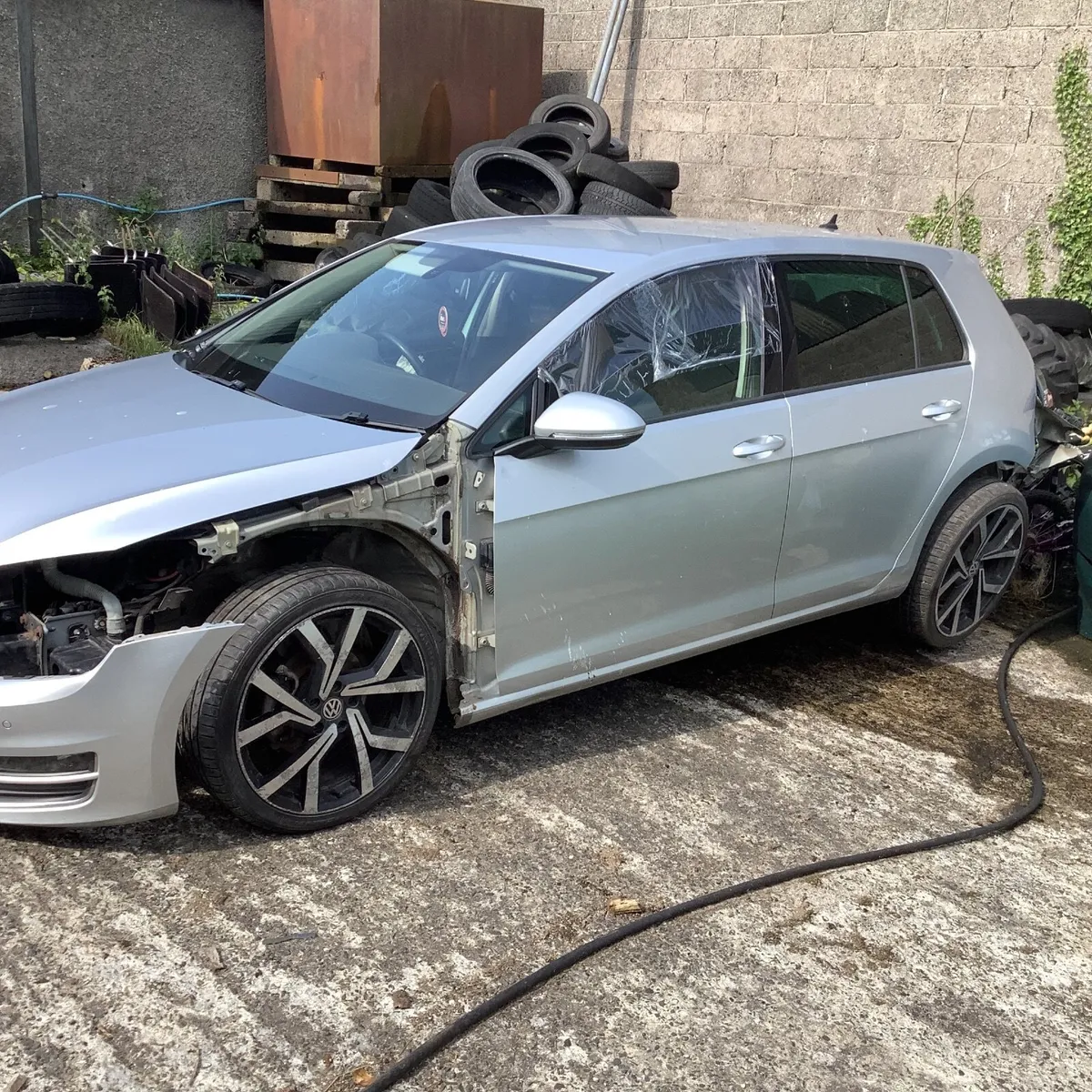 Volkswagen Golf gt tdi 2.0 diesel 6 speed breaking - Image 1
