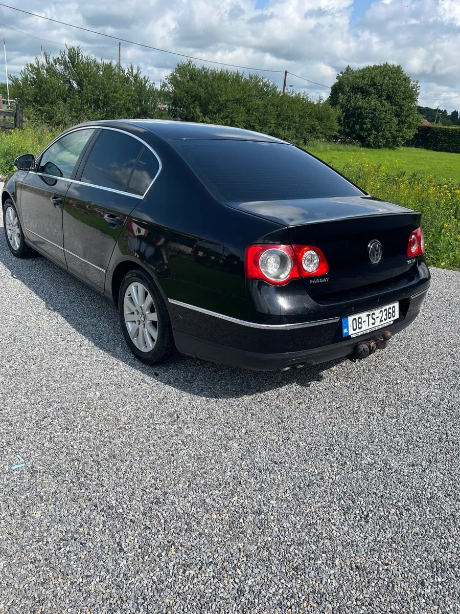 Volkswagen Passat 2008 - Image 1