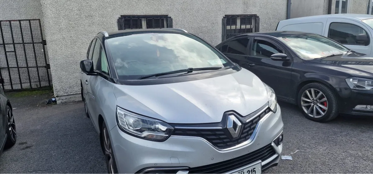 Renault Grand Scenic - Image 1