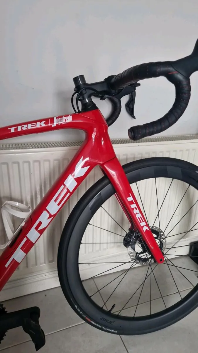 Trek Domane SLR 7 - Image 3