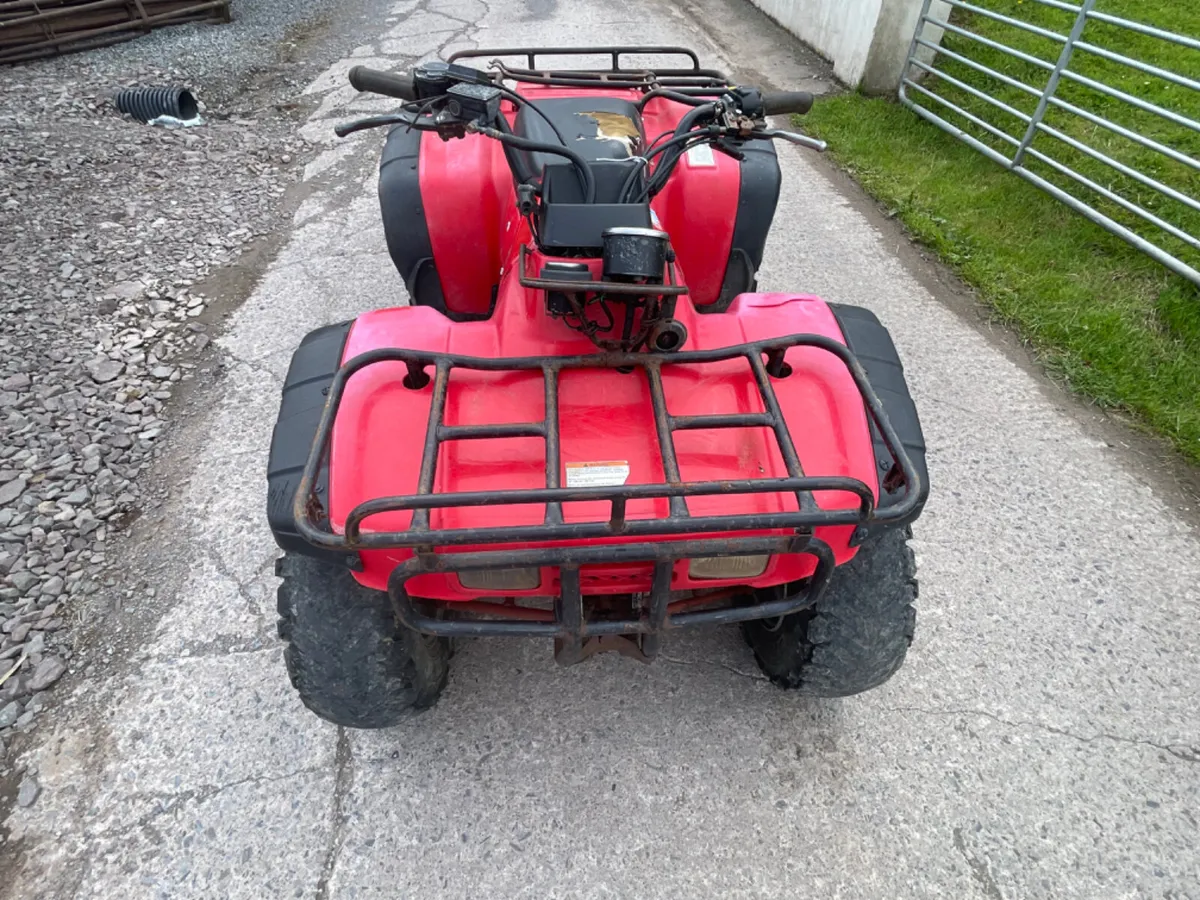 Honda fourtrax 300 4x4 farm quad - Image 3