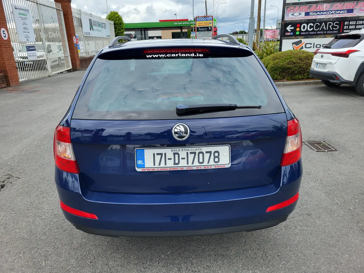 Skoda Octavia (6mts Warranty)estate Active 1.6 TD - Image 4