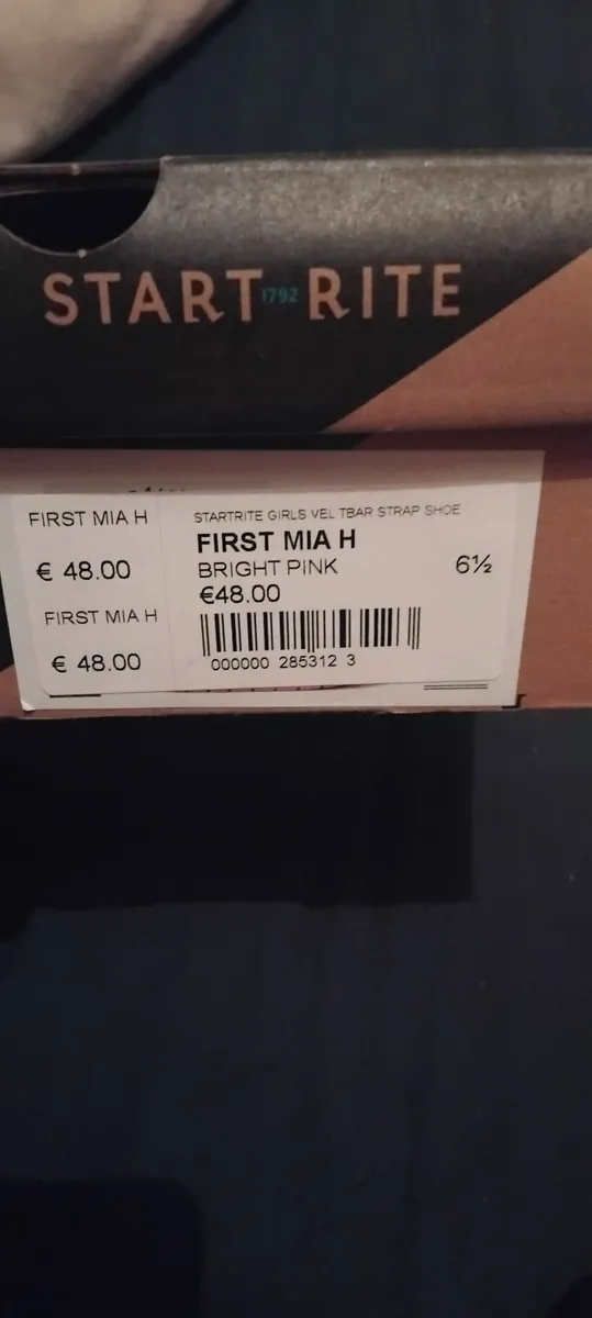 First shoes - Image 2