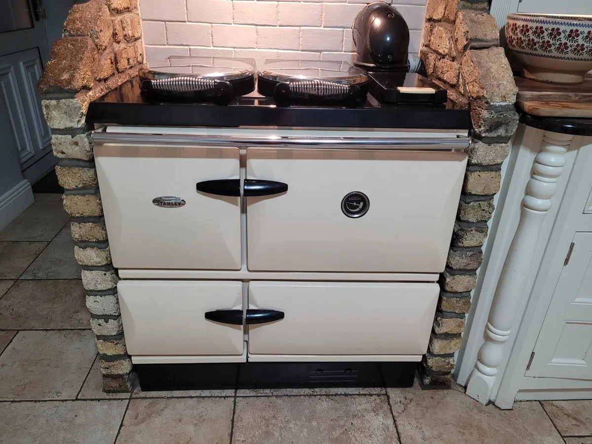 Stanley oil cooker - Image 1