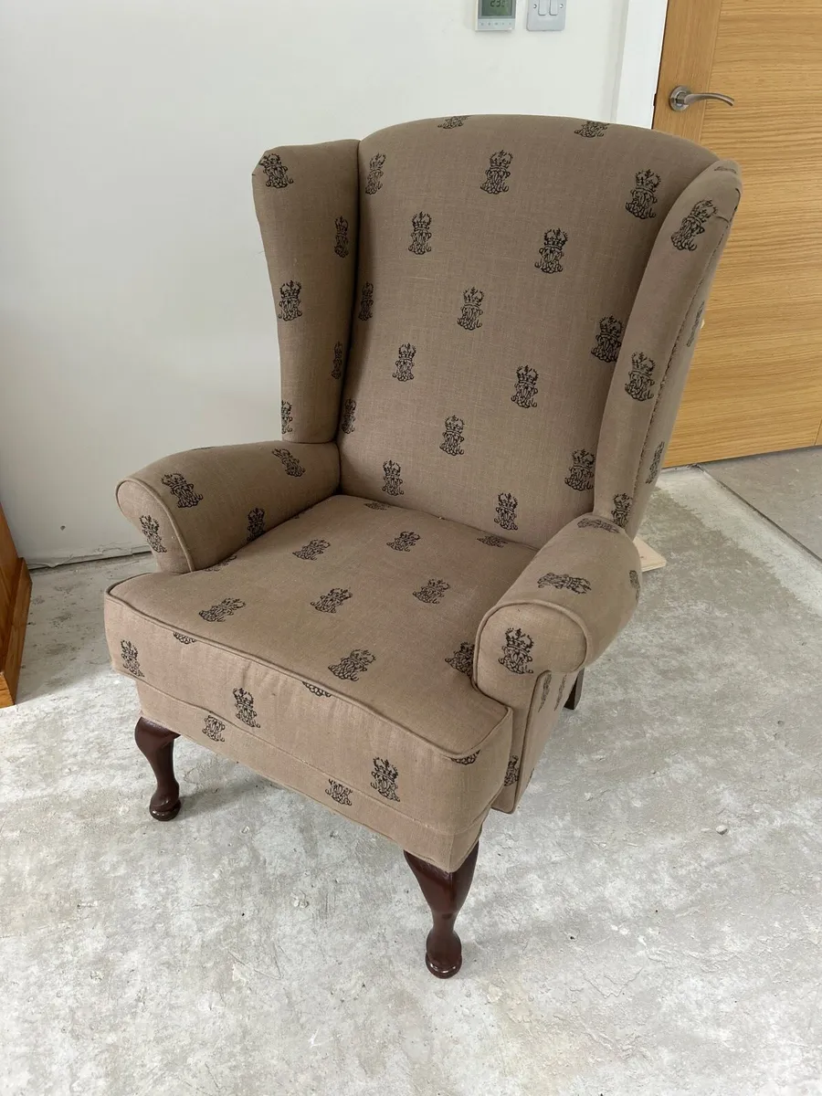 Chair wing back - Image 1