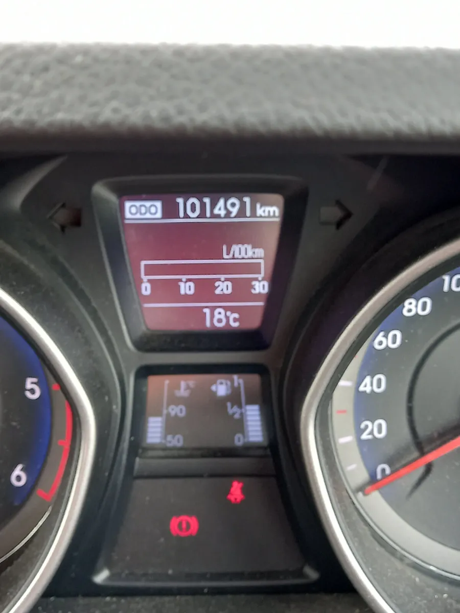 2014 Hyundai i30 1.4 Diesel - Image 2