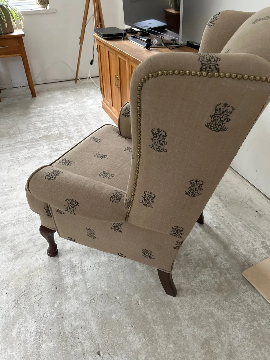 Chair wing back - Image 2