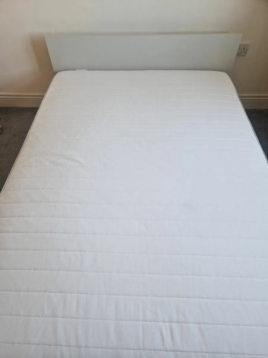 Double bed / mattress - Image 3