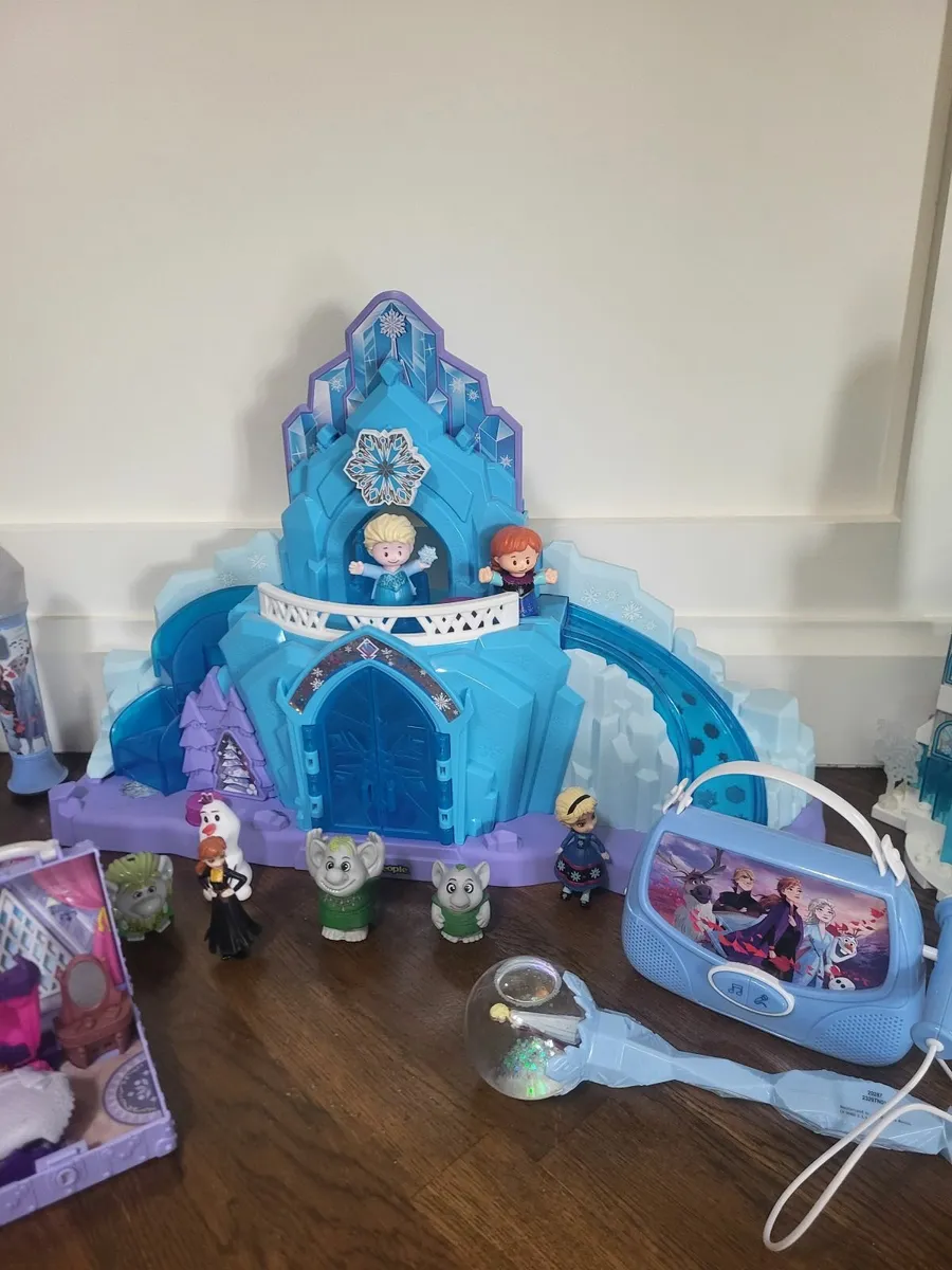 Frozen toys - Image 4