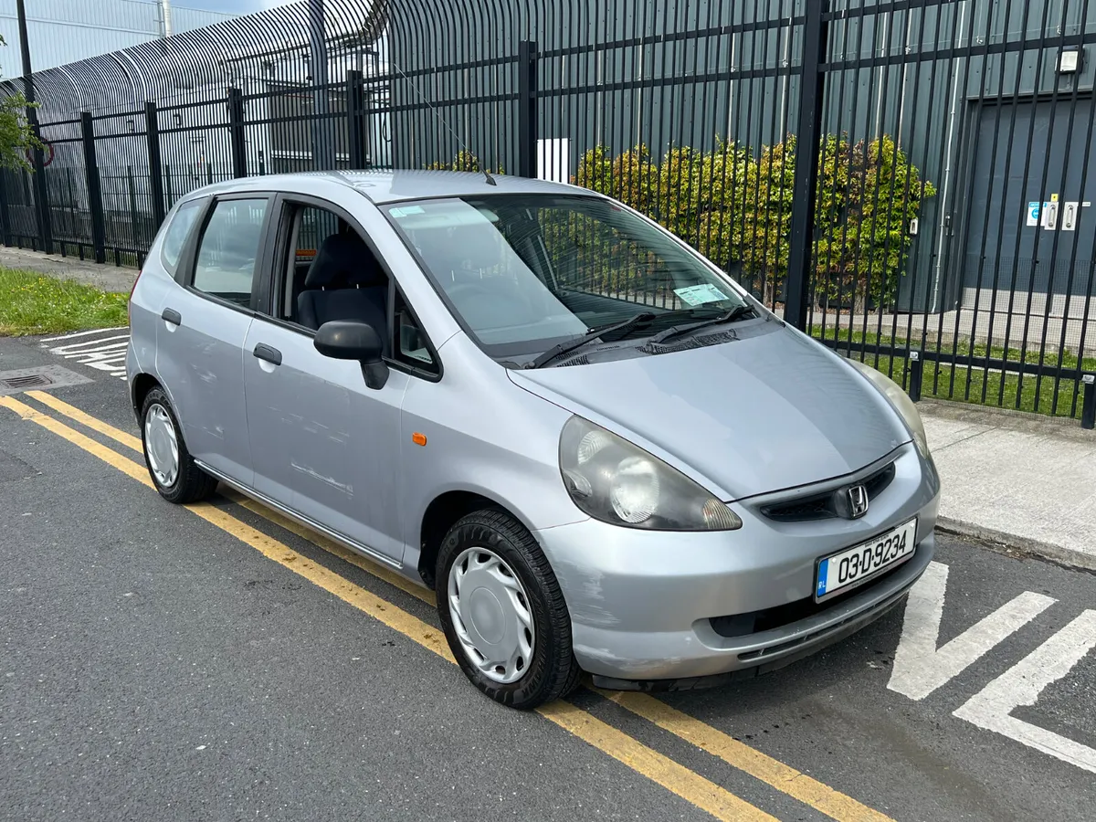 Honda Jazz 2003 122kms - Image 1