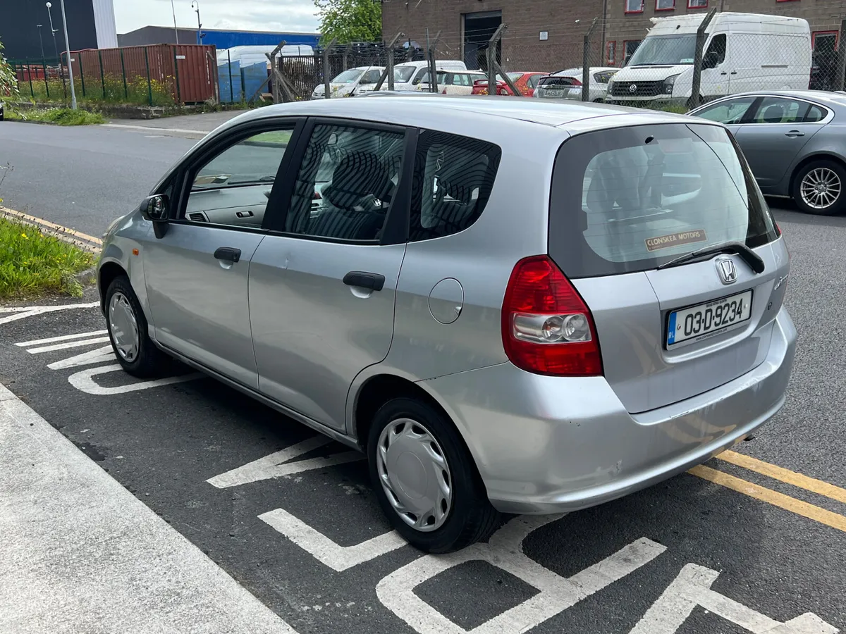 Honda Jazz 2003 122kms - Image 4