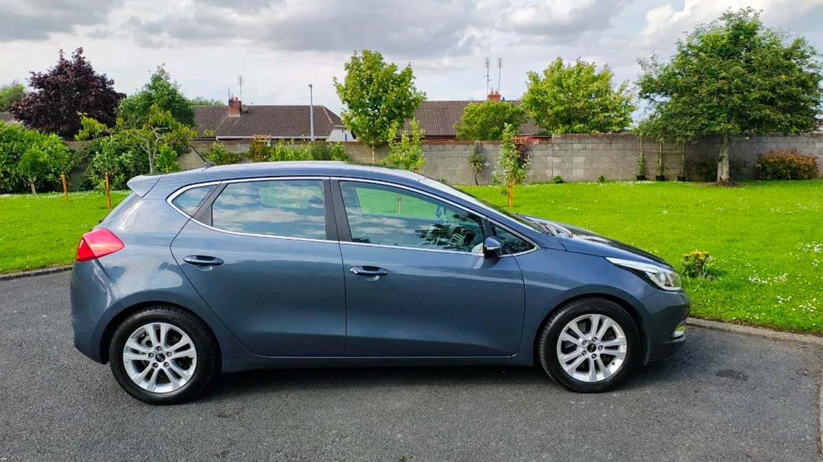 Kia ceed auto - Image 1