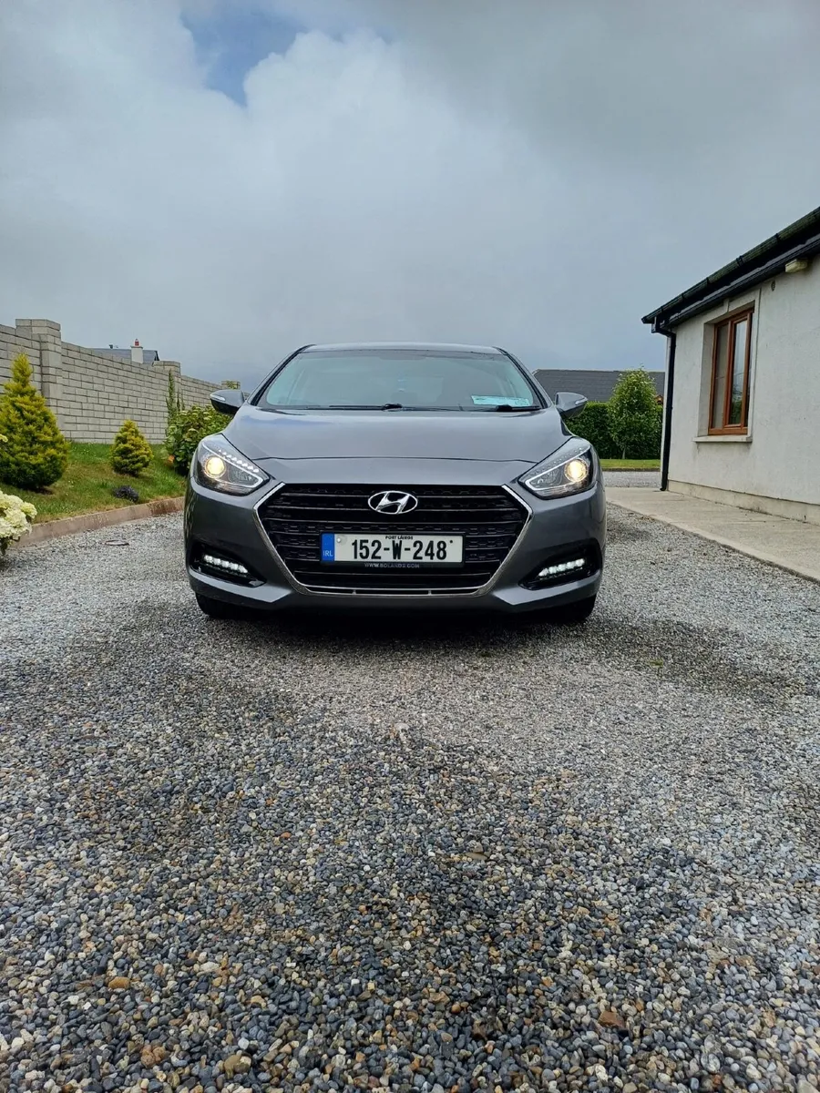 Hyundai i40 2015 1.7D 6 Speed Manual - Image 4