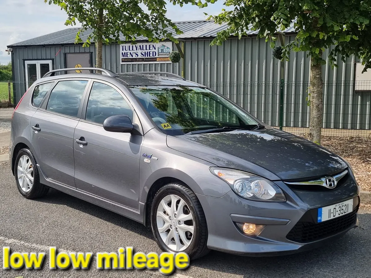 2011 HYUNDAI i30 DIESEL ESTATE NCT LOW MILES €3650 - Image 2