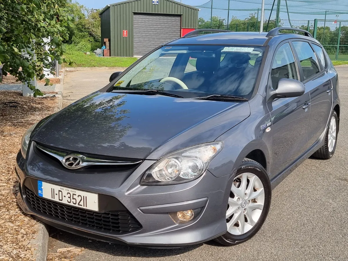 2011 HYUNDAI i30 DIESEL ESTATE NCT LOW MILES €3650 - Image 4