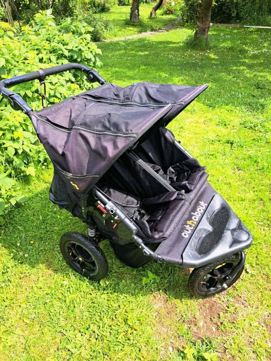 Out n about double buggy - Image 2
