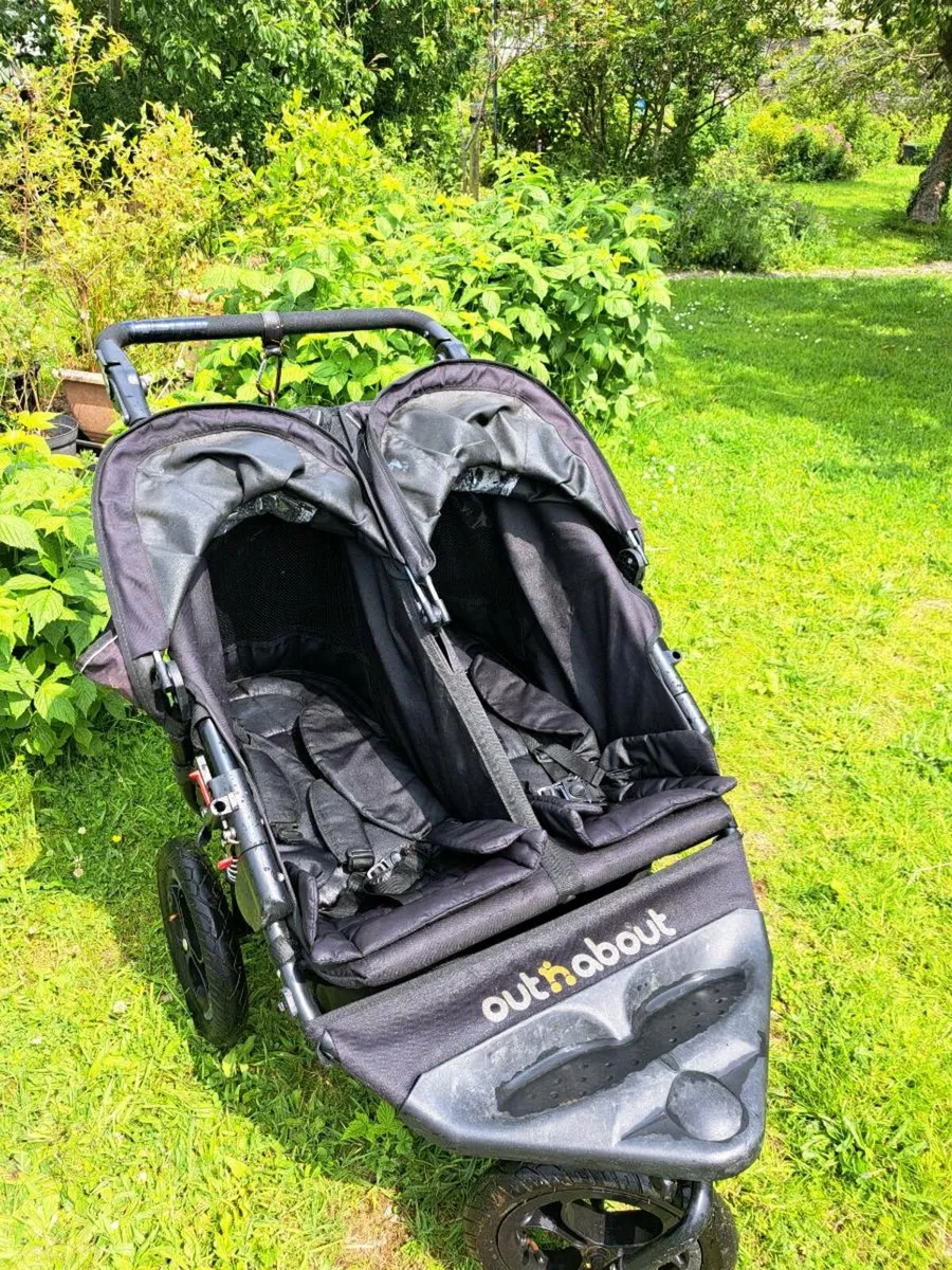Out n about double buggy - Image 3
