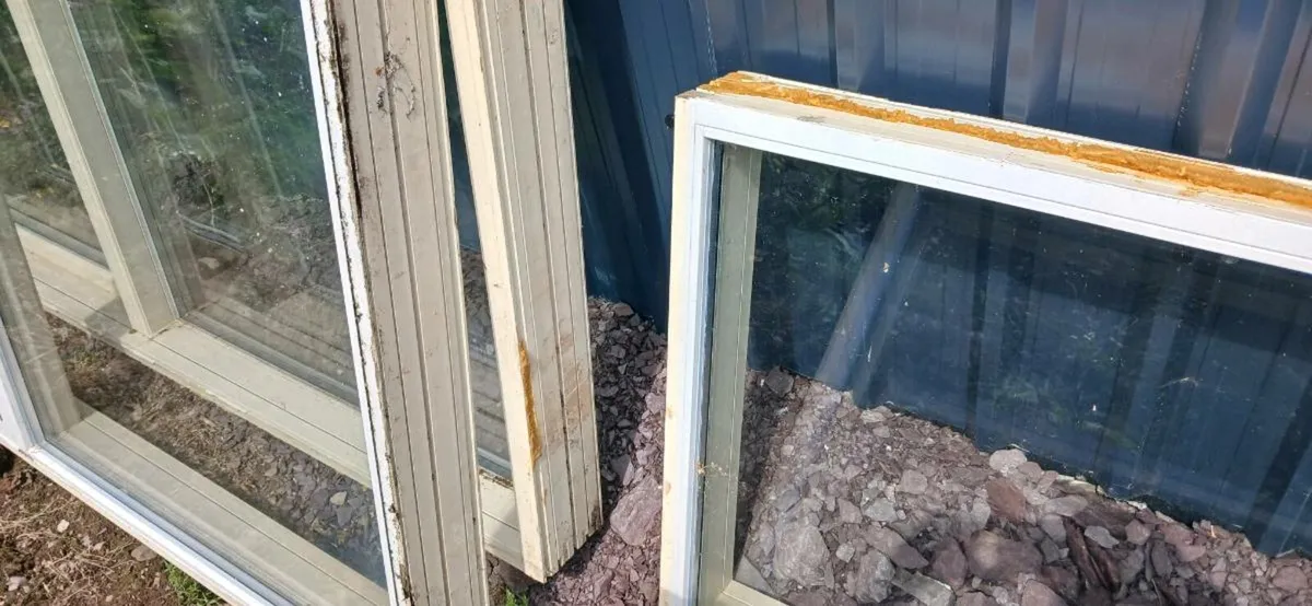 Window and doors - Image 4