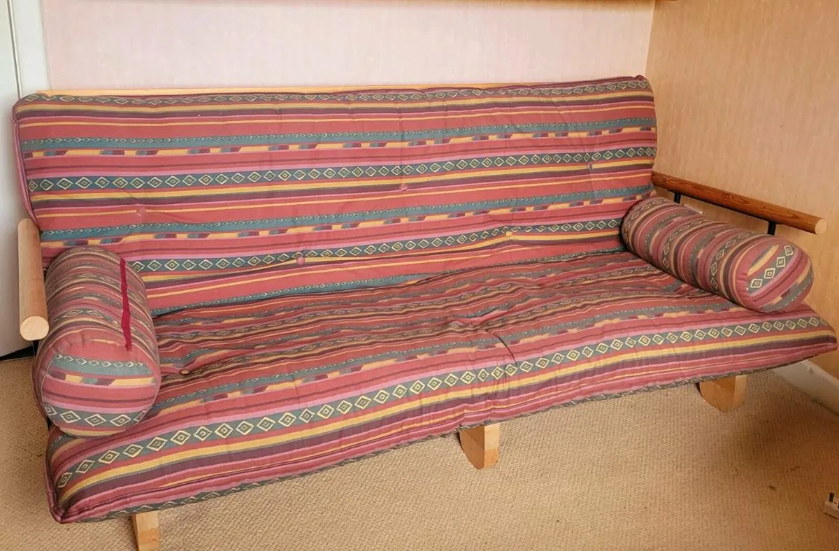 Futon/sofa bed - Image 1