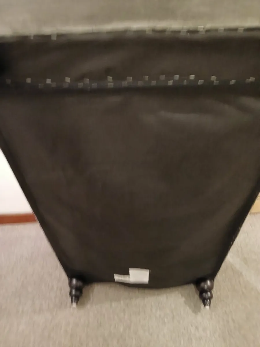 Lounge seaters ...comfort ...set of (2)...delivrre - Image 2