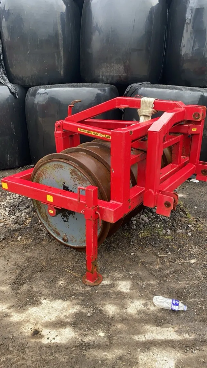 Front press - Image 1