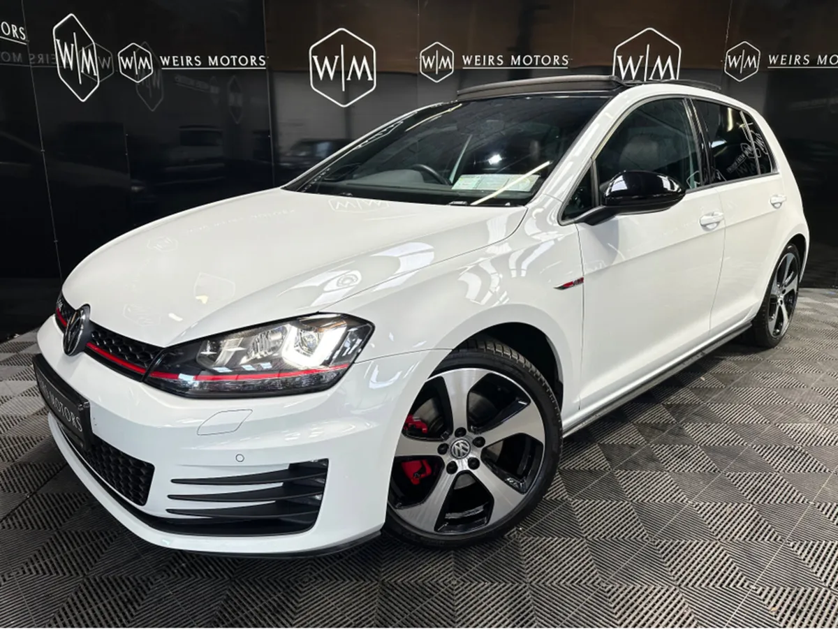 Volkswagen Golf GTI 2.0 TSI  SUNROOF / DYNAUDIO/ A - Image 1