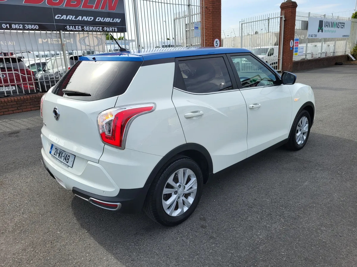Ssangyong Tivoli (2yr Warranty) 4X2 ES 1.6 Diesel - Image 4