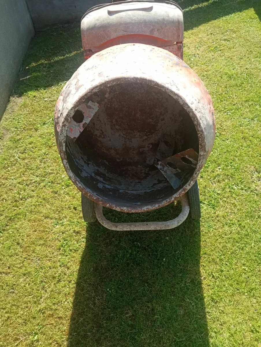Cement Mixer - Image 1