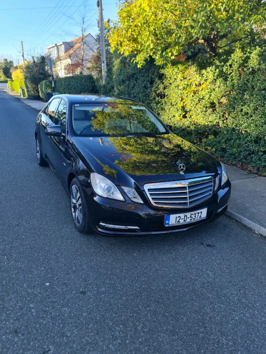 Mercedes e220 great spec - Image 1