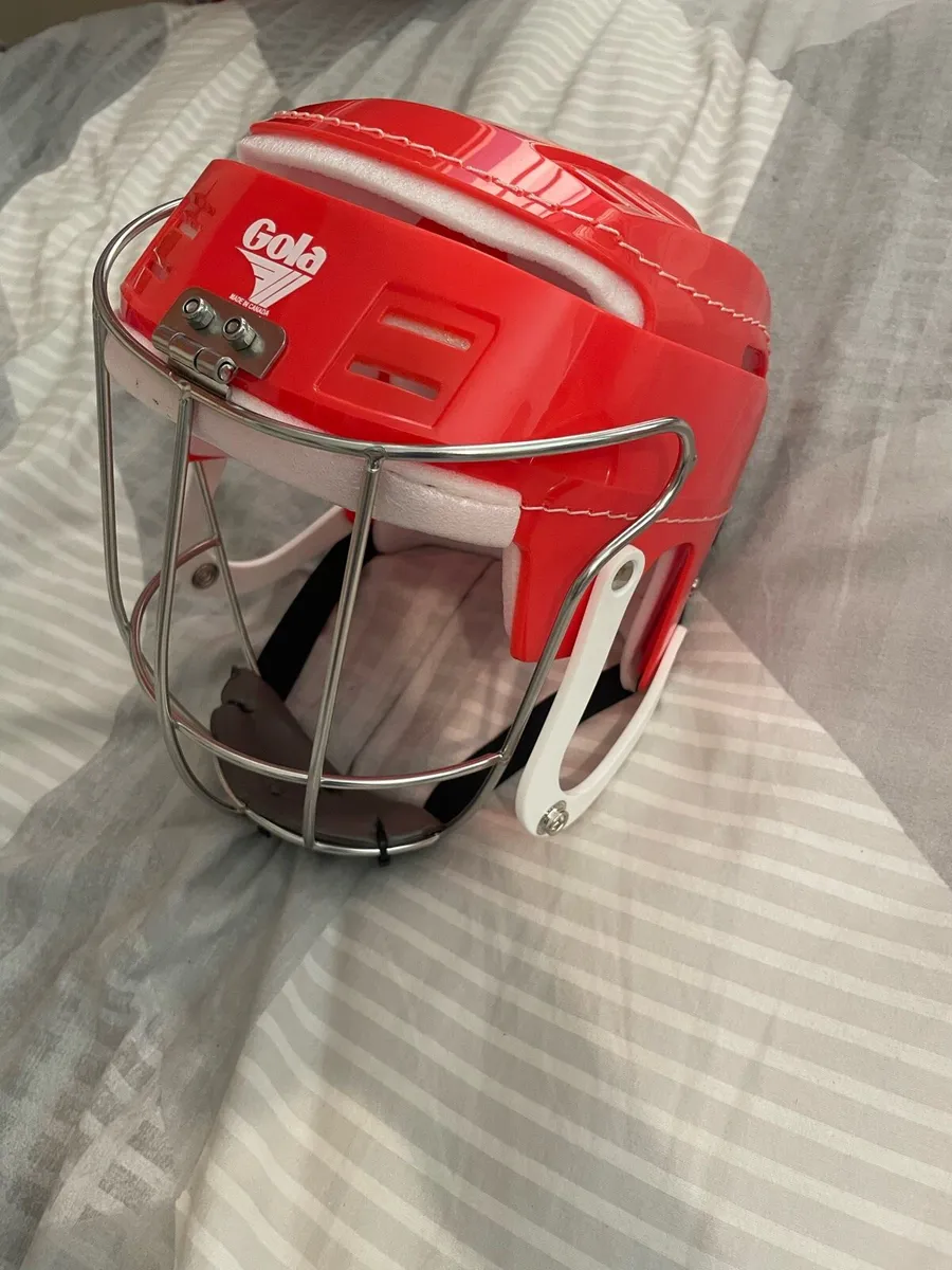 Gola hurling helmets - Image 4