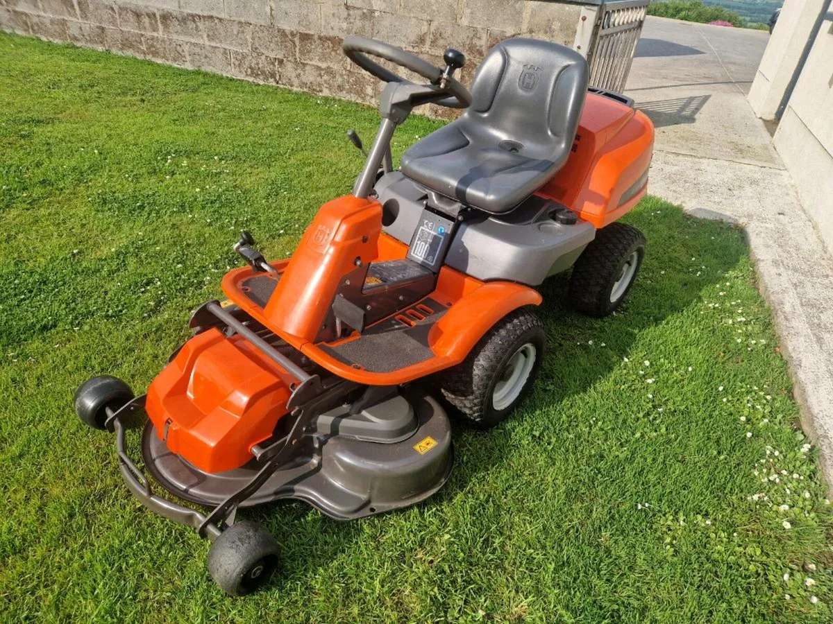 Husquvana lawnmower for sale - Image 2