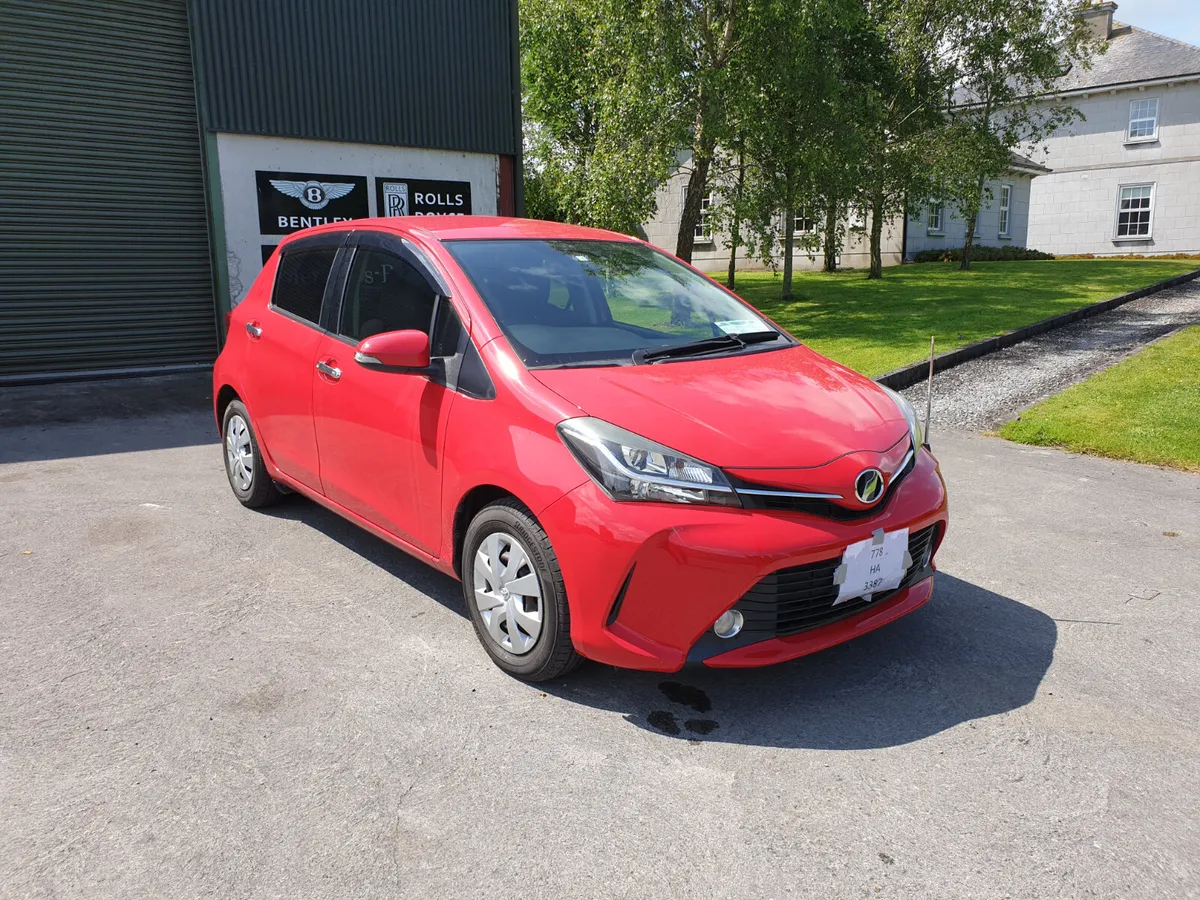 TOYOTA VITZ  2016 / AUTO  /1.3 PETROL - Image 2
