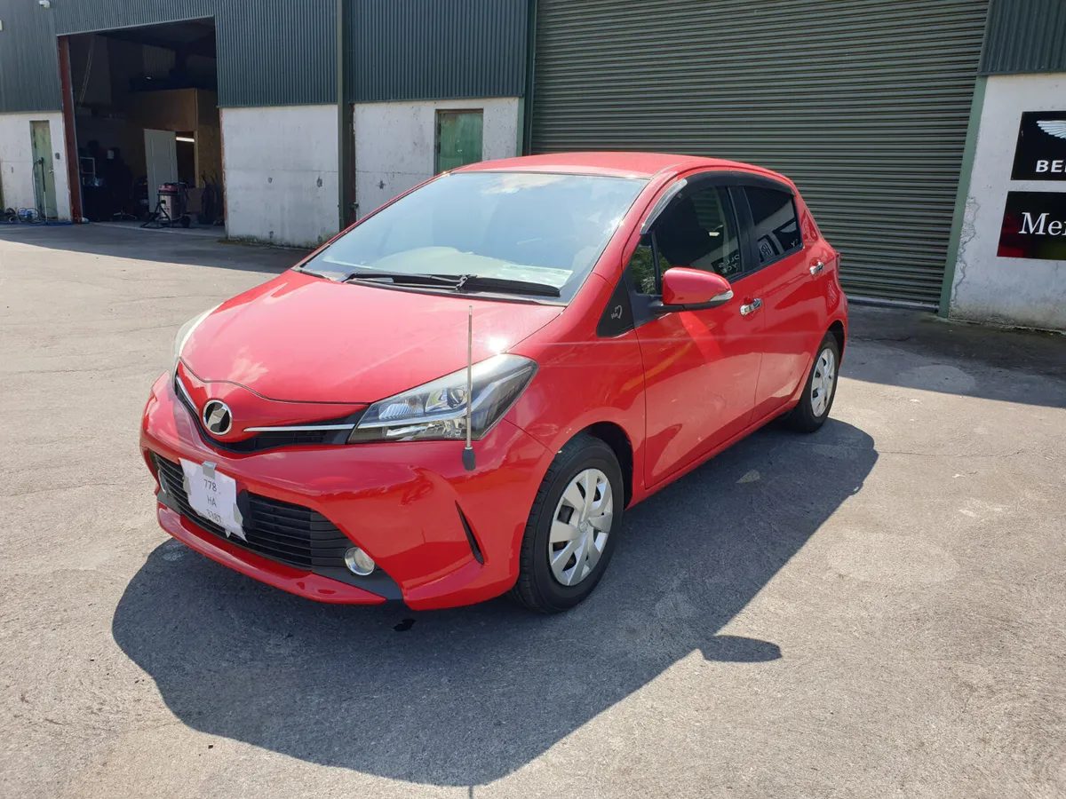 TOYOTA VITZ  2016 / AUTO  /1.3 PETROL - Image 3