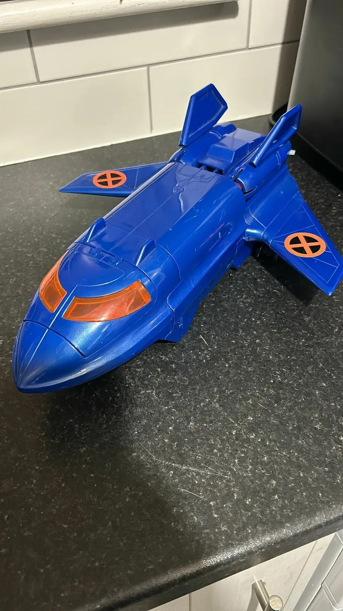 1994 Toybiz Vintage Blackbird Xmen - Image 1