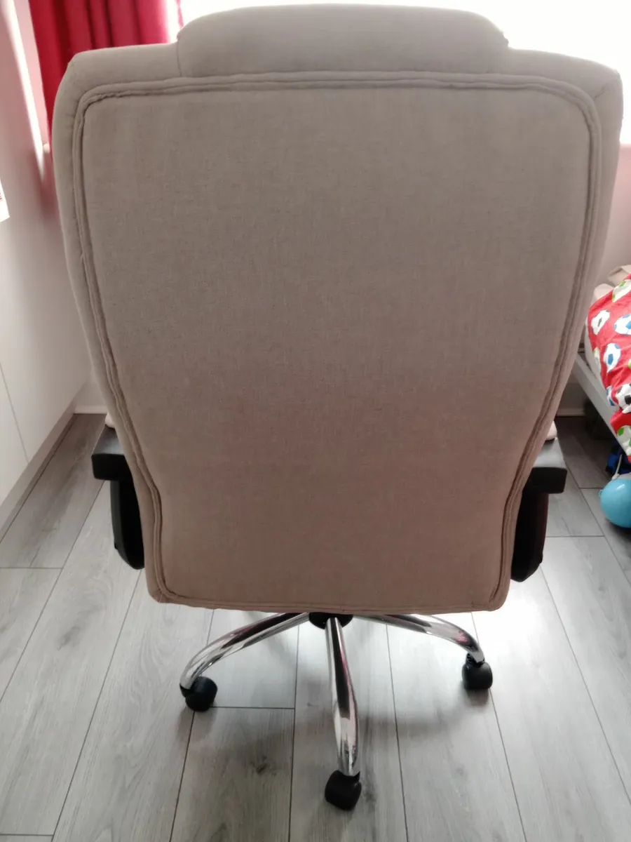 Office chair - Image 2