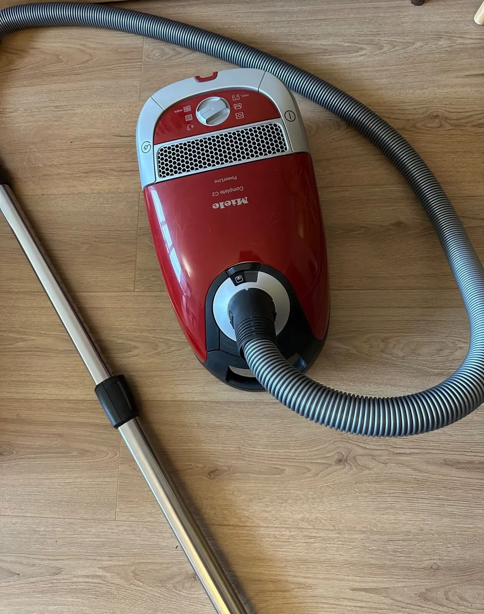 Hoover (Miele C2 Powerline) - Image 1