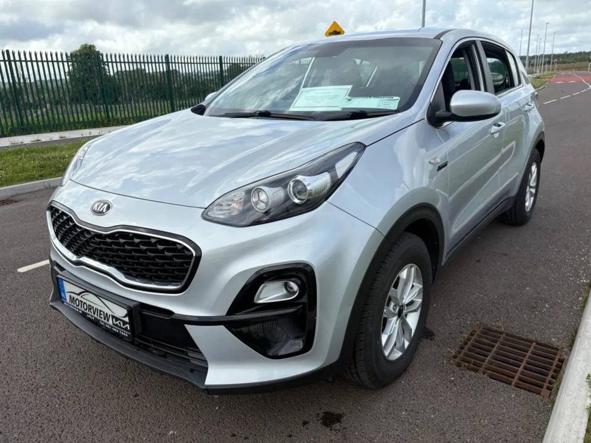 Kia Sportage Sport 1.6d Showroom Condition! Air Co - Image 3