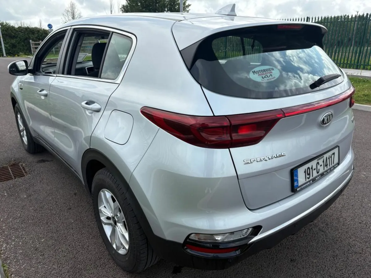 Kia Sportage RESERVED MN 1.6d Showroom Condition! - Image 4