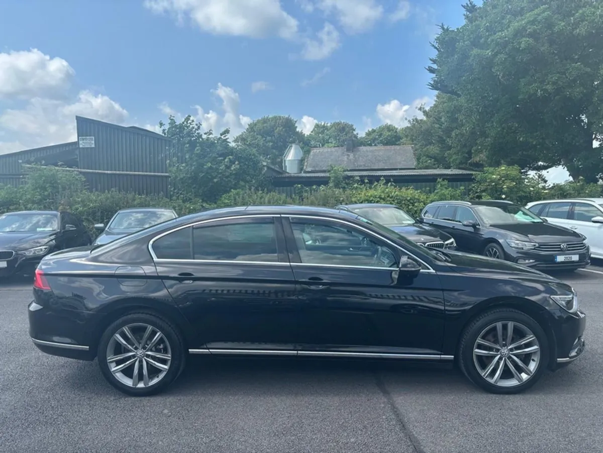 Volkswagen Passat 2.0 TDI GT Bluemotion 150PS 4DR - Image 4