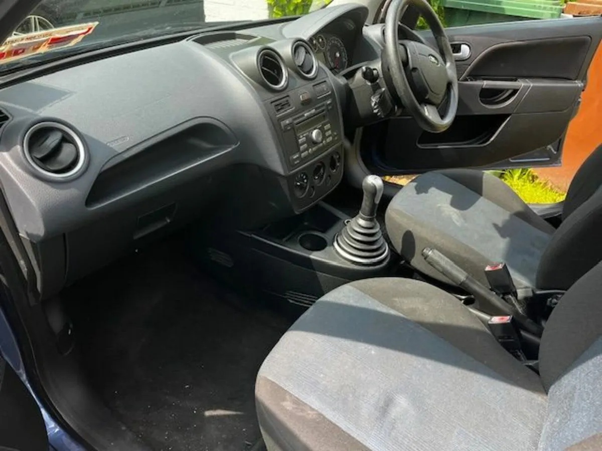 Ford Fiesta 2006 - Image 4