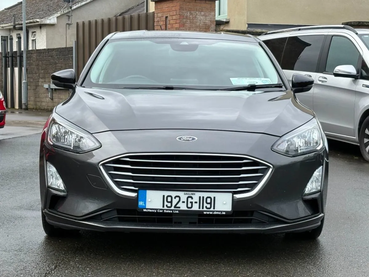 Ford Focus Zetec 1.5tdci 125PS 6spd 4DR - Image 2
